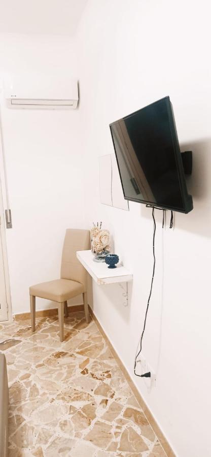 B&B Vento Del Sud Palermo Bagian luar foto