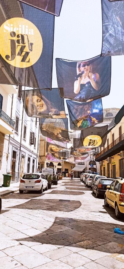 B&B Vento Del Sud Palermo Bagian luar foto