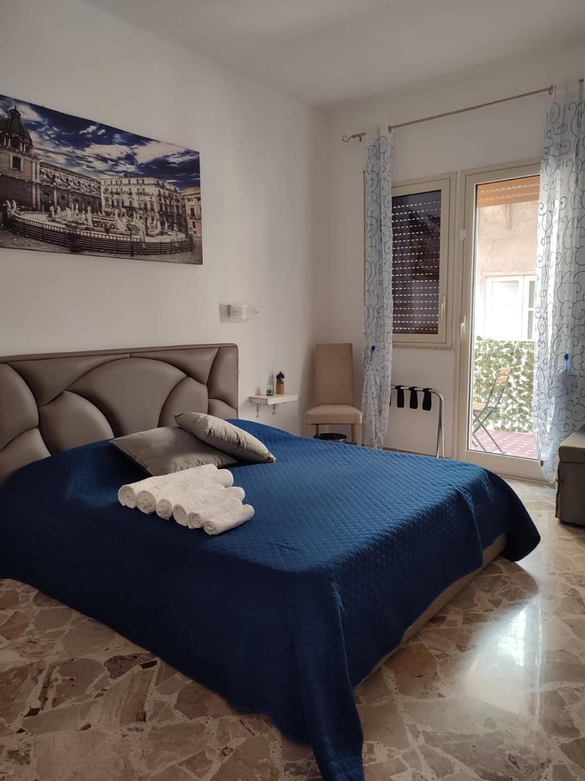 B&B Vento Del Sud Palermo Bagian luar foto